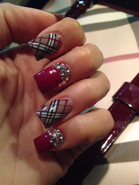 burberry inspired nails